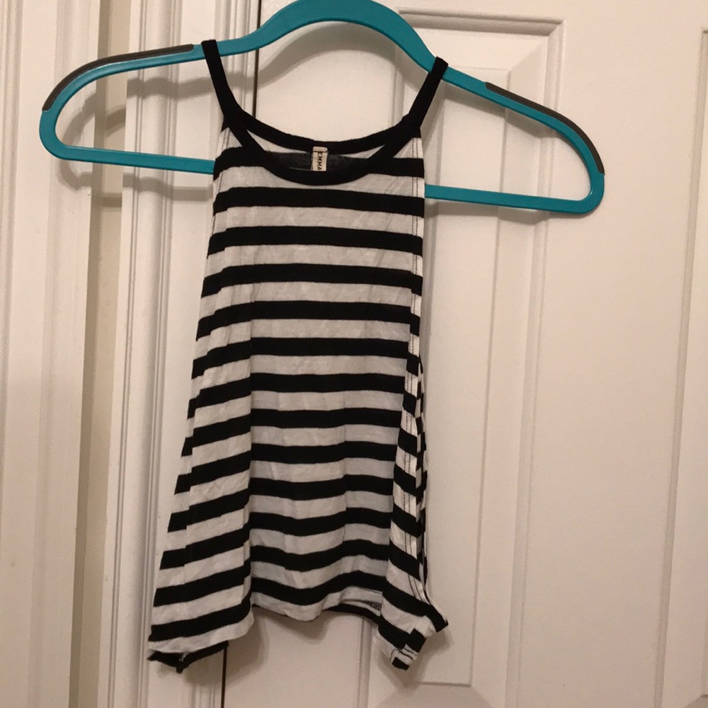 Black and white crop top